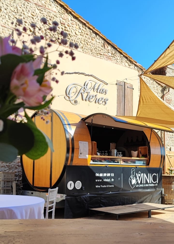 Vinici Sevices winetruck Wine truck
